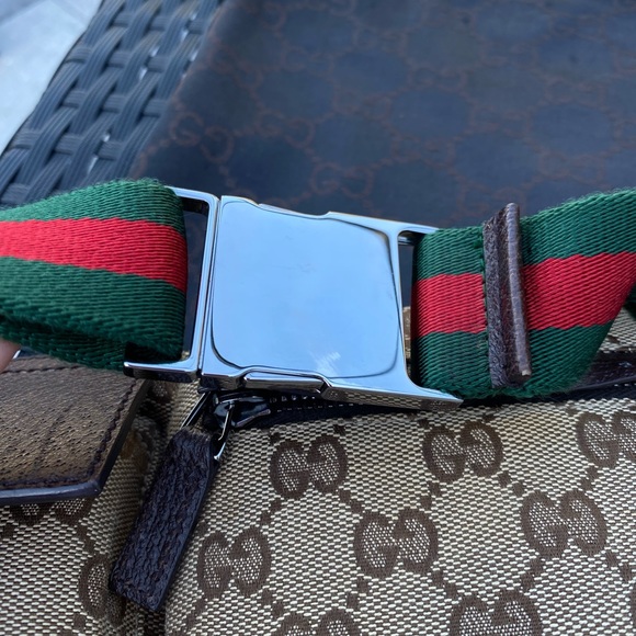 Authentic GUCCI BELT BAG Used like new🌸 - Picture 9 of 16
